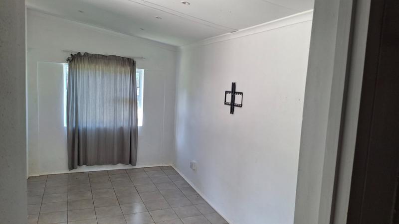 To Let 3 Bedroom Property for Rent in Humansdorp Eastern Cape
